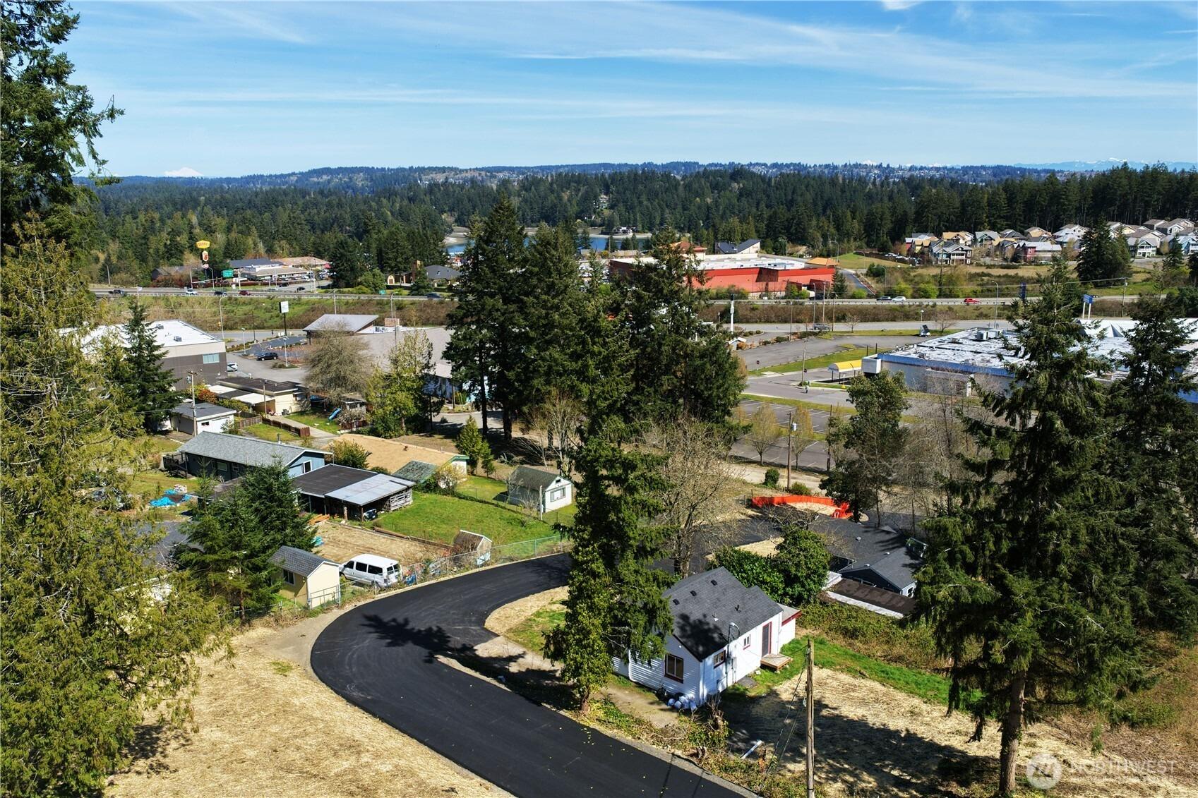 Lilac Ln, Bremerton, WA 98312