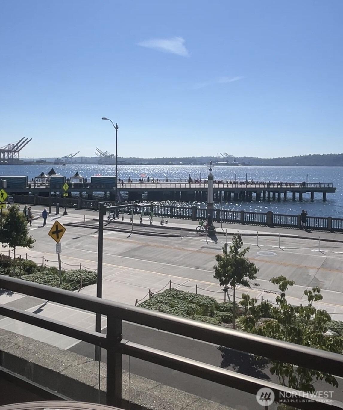 Alaskan Way, Seattle, WA 98101