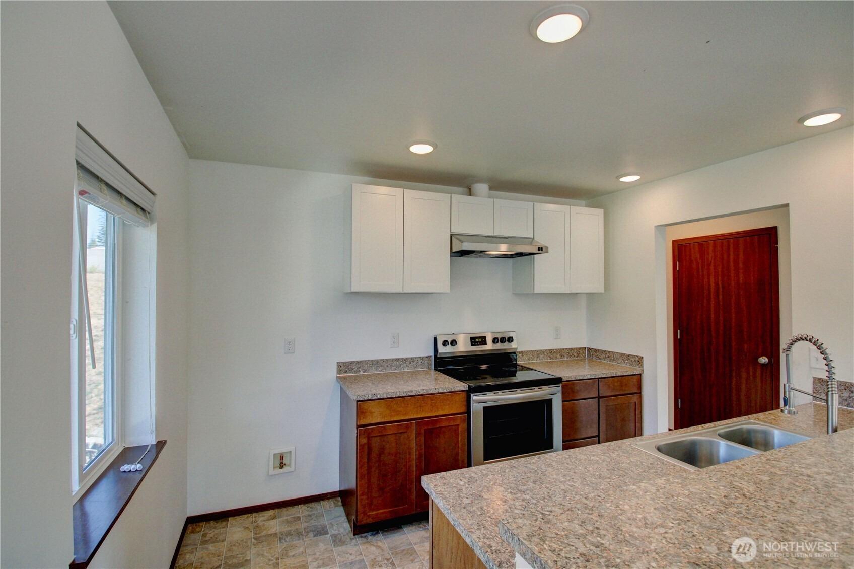 85th Dr Nw, Stanwood, WA 98292