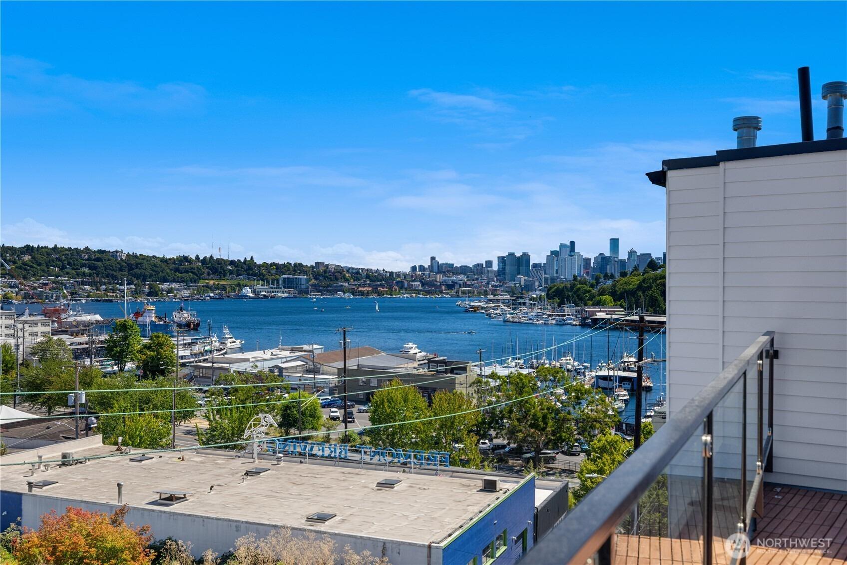 N 35th St, Seattle, WA 98103
