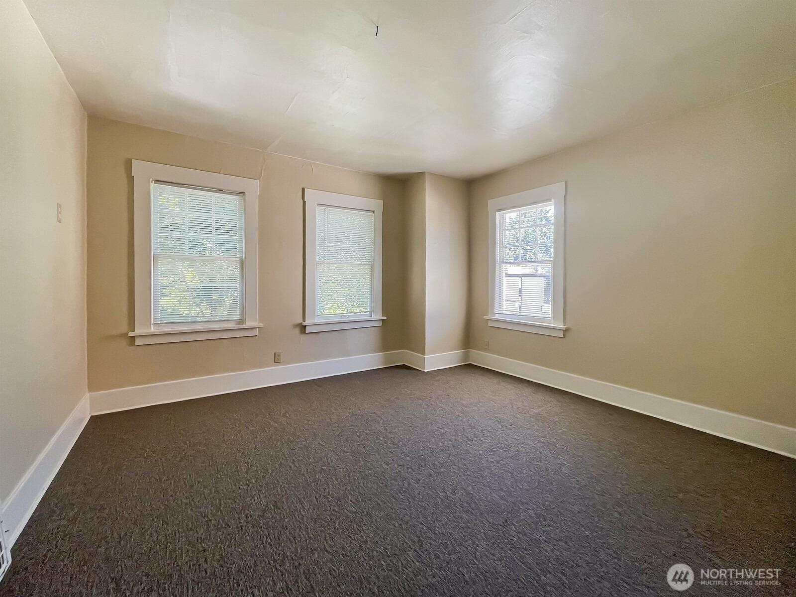 15th Ave Ne, Seattle, WA 98105