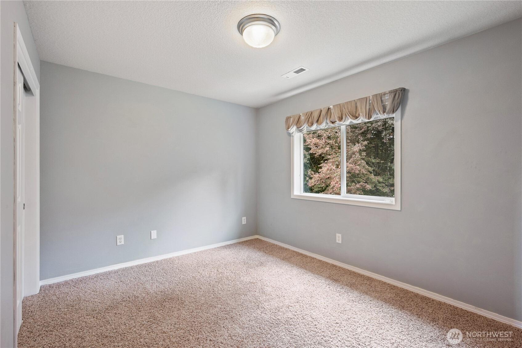 Coal Creek Rd, Longview, WA 98632