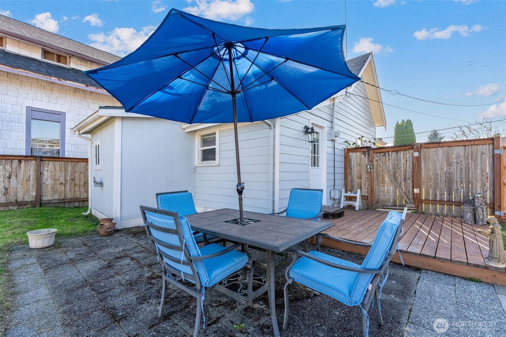 3rd Ave Sw, Castle Rock, WA 98611