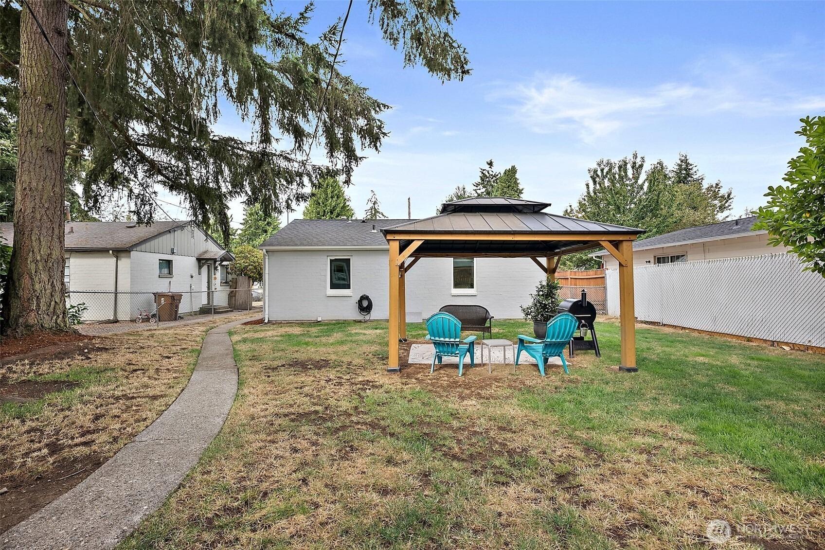 E B St, Tacoma, WA 98404