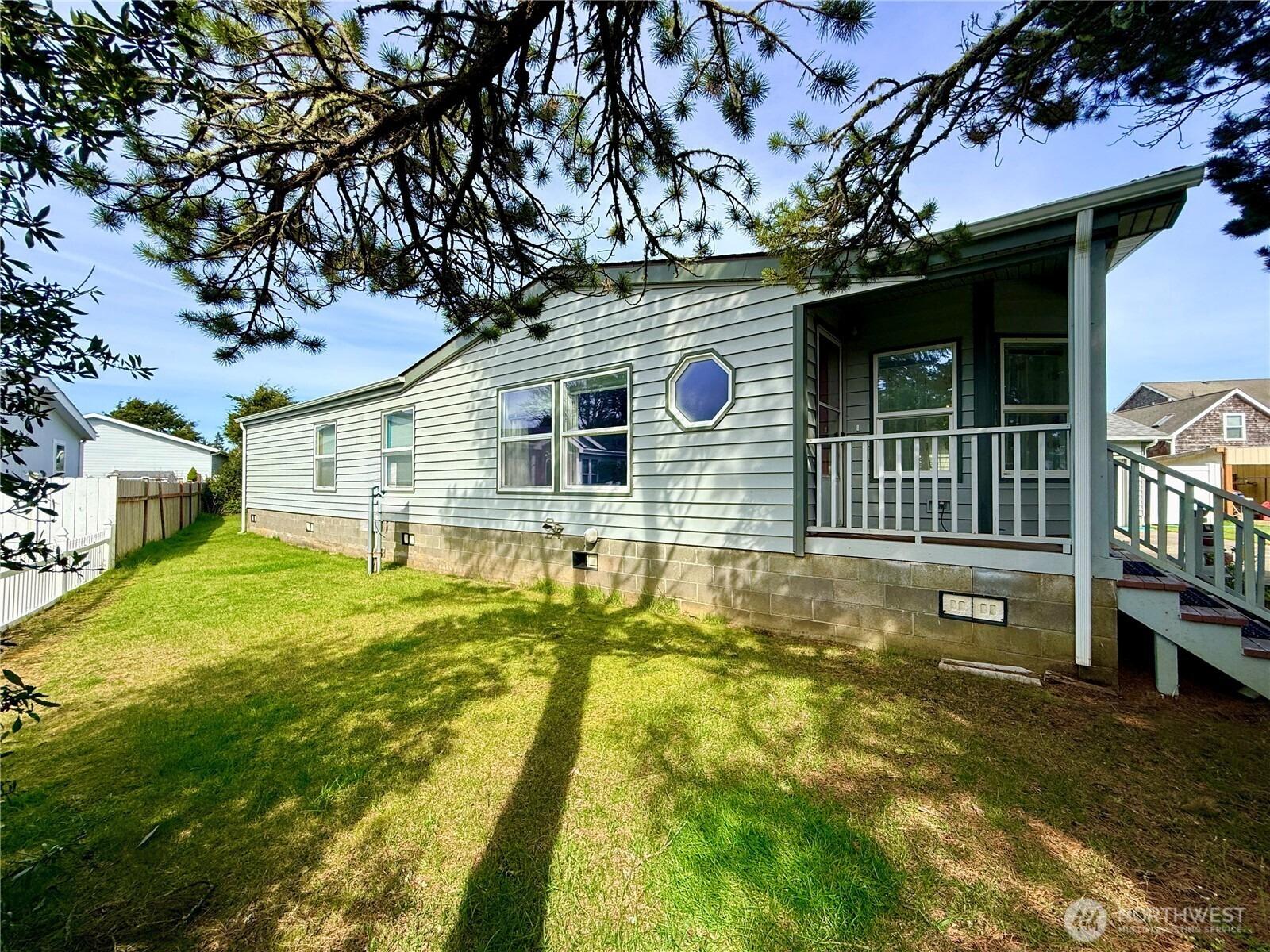 N Pl, Ocean Park, WA 98640