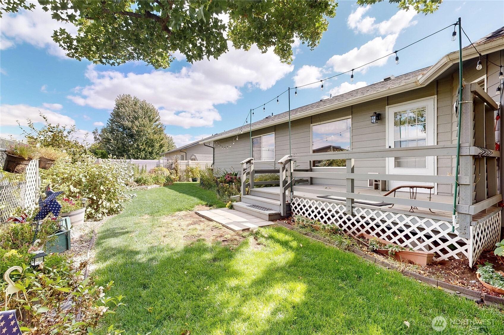 Se Tamarack St, College Place, WA 99324