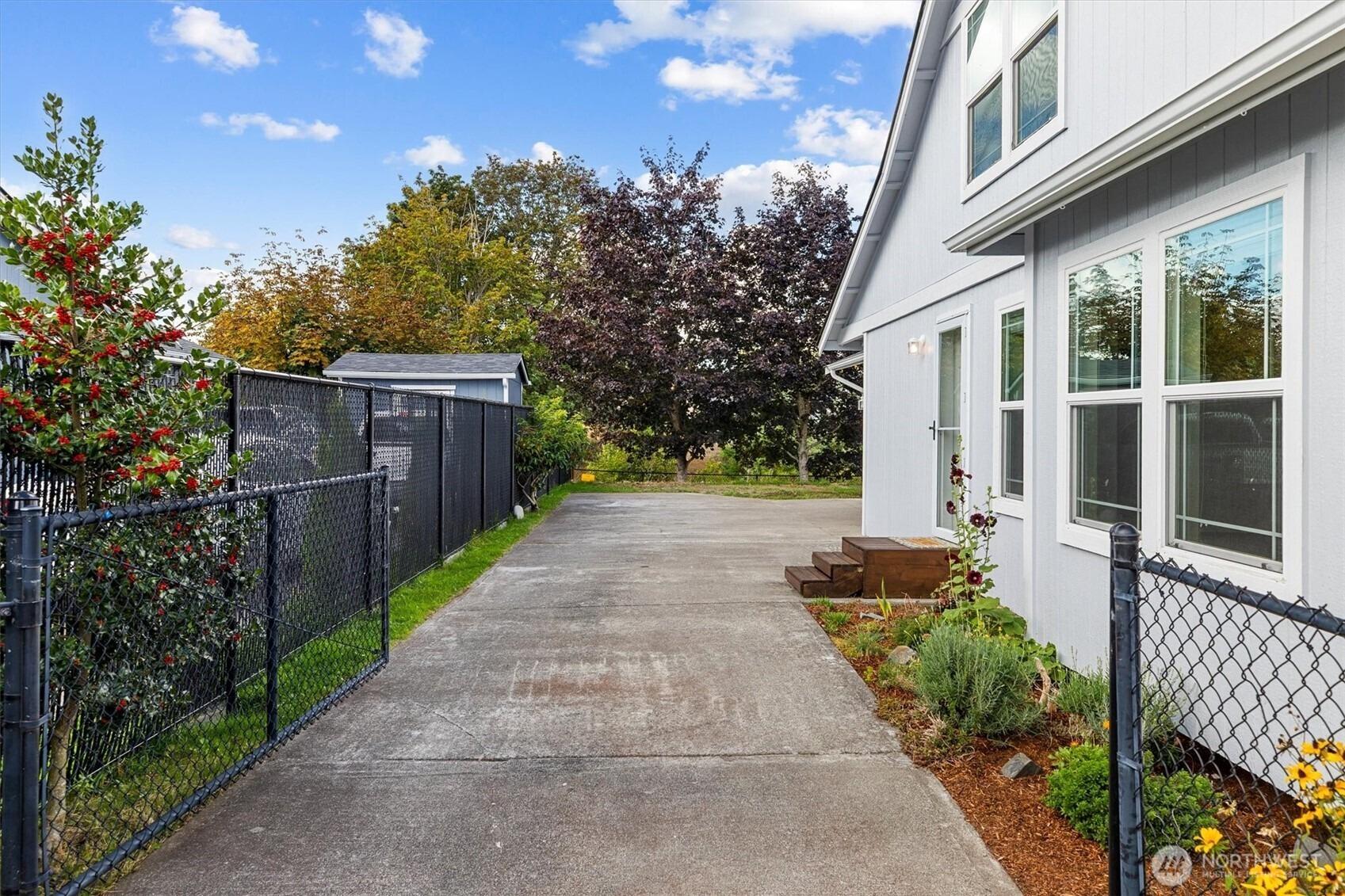 Solberg St Nw, Yelm, WA 98597