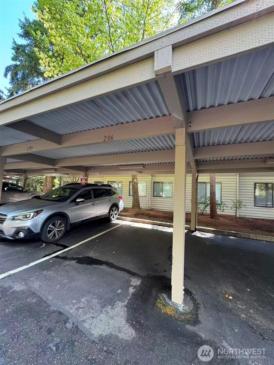Bellevue Way Ne, Bellevue, WA 98004