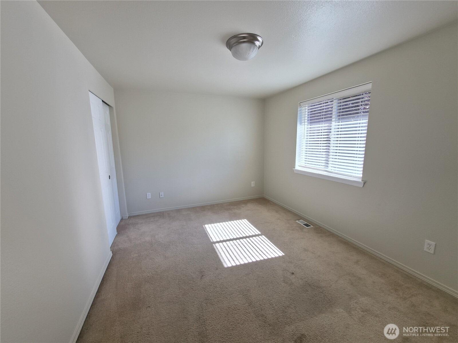 Cooper Crest Dr Nw, Olympia, WA 98502