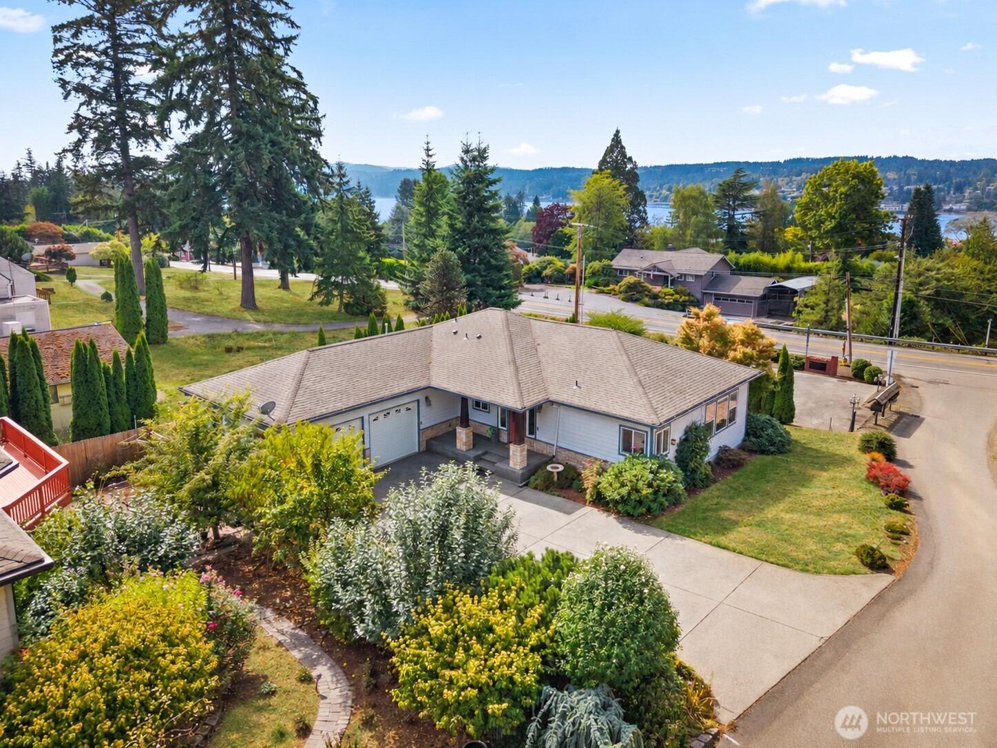 Nw Rampart Ridge Ct, Bremerton, WA 98311