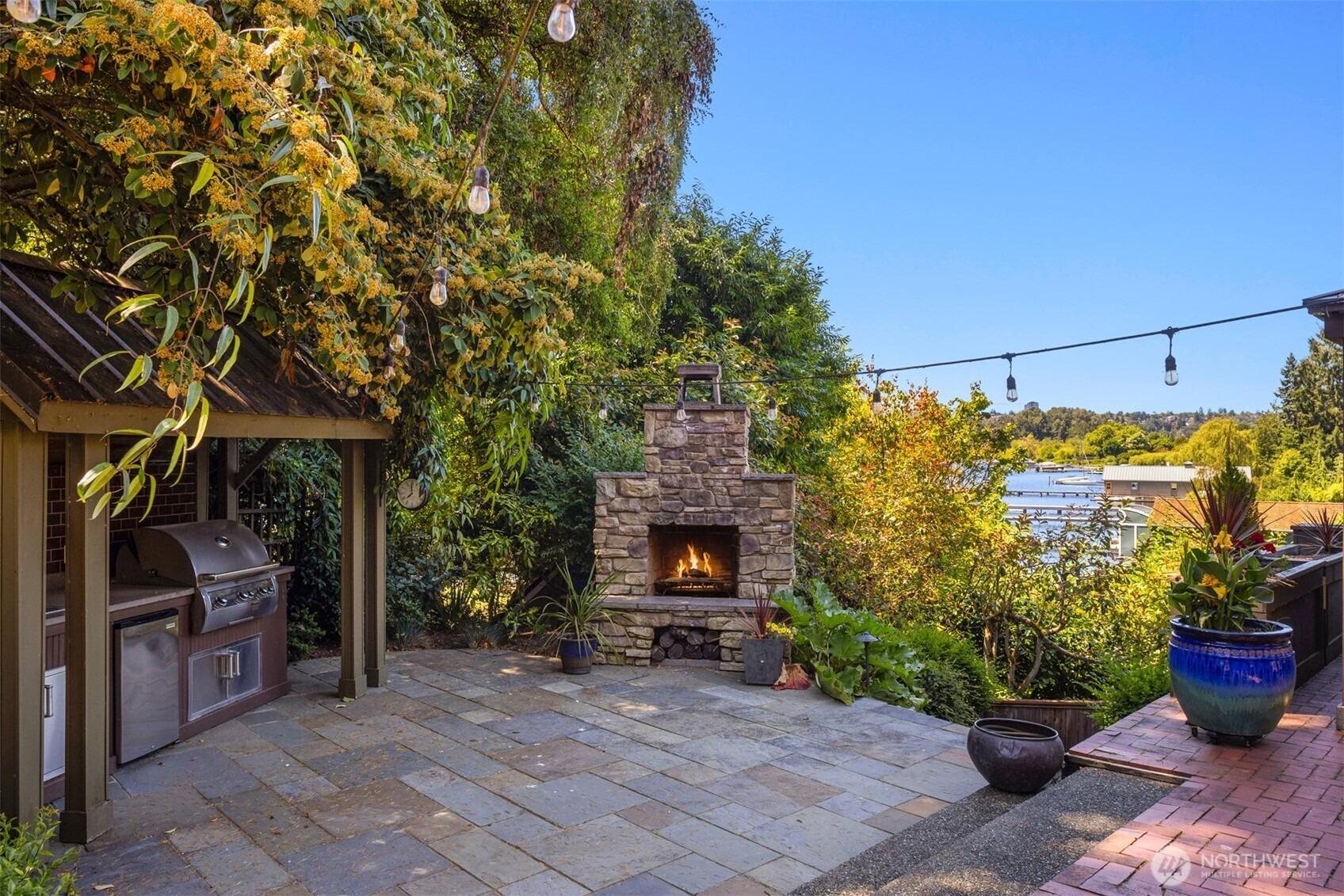 43rd Ave Ne, Seattle, WA 98105