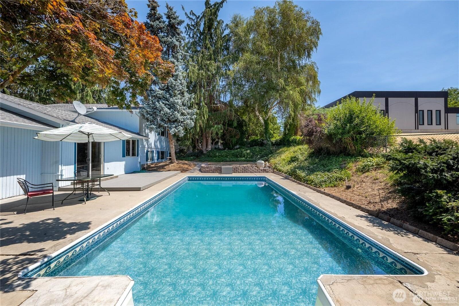 Bel Air Dr, East Wenatchee, WA 98802