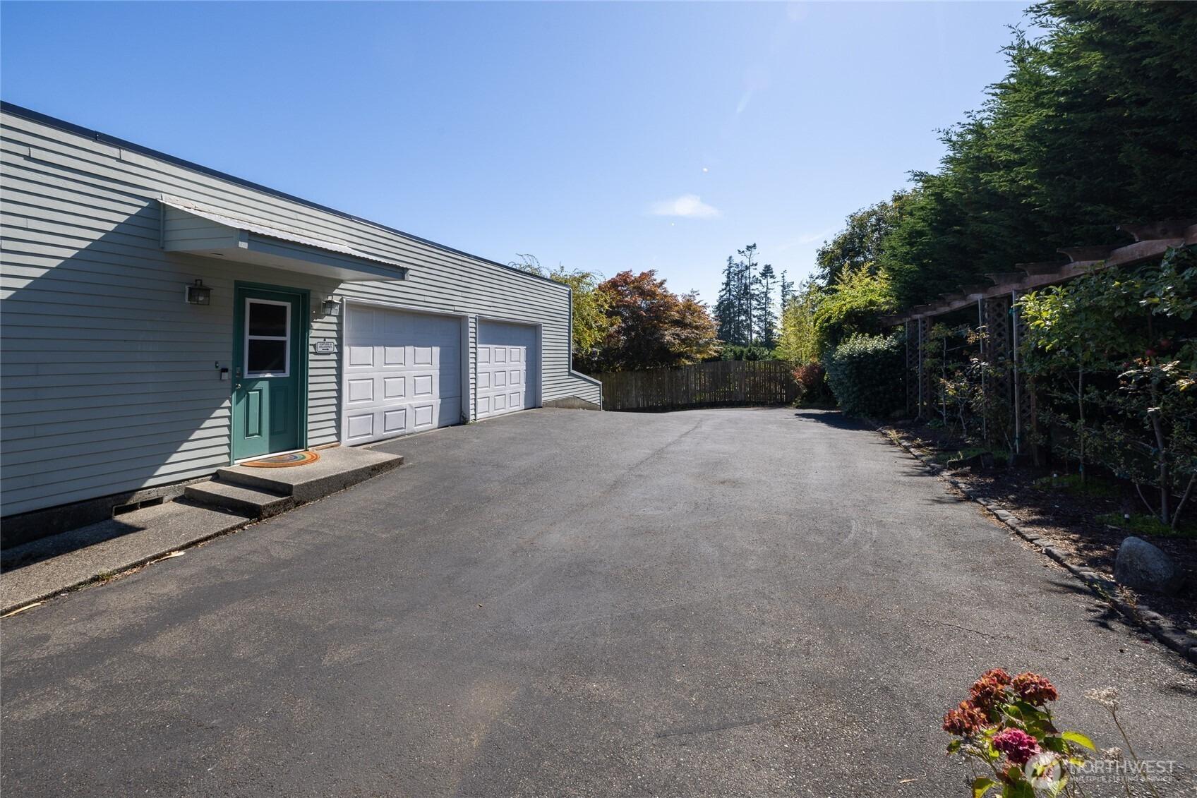 Se Haida Dr, Port Orchard, WA 98366