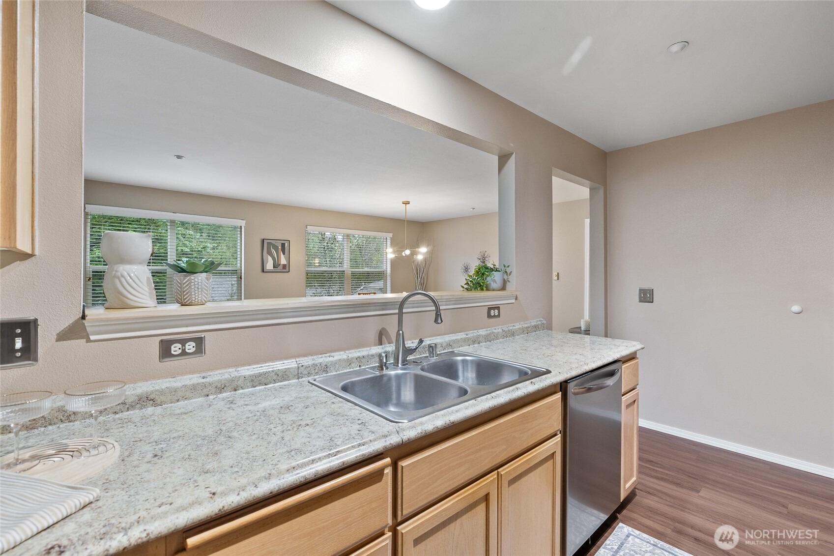 Providence Point Pl Se, Issaquah, WA 98029