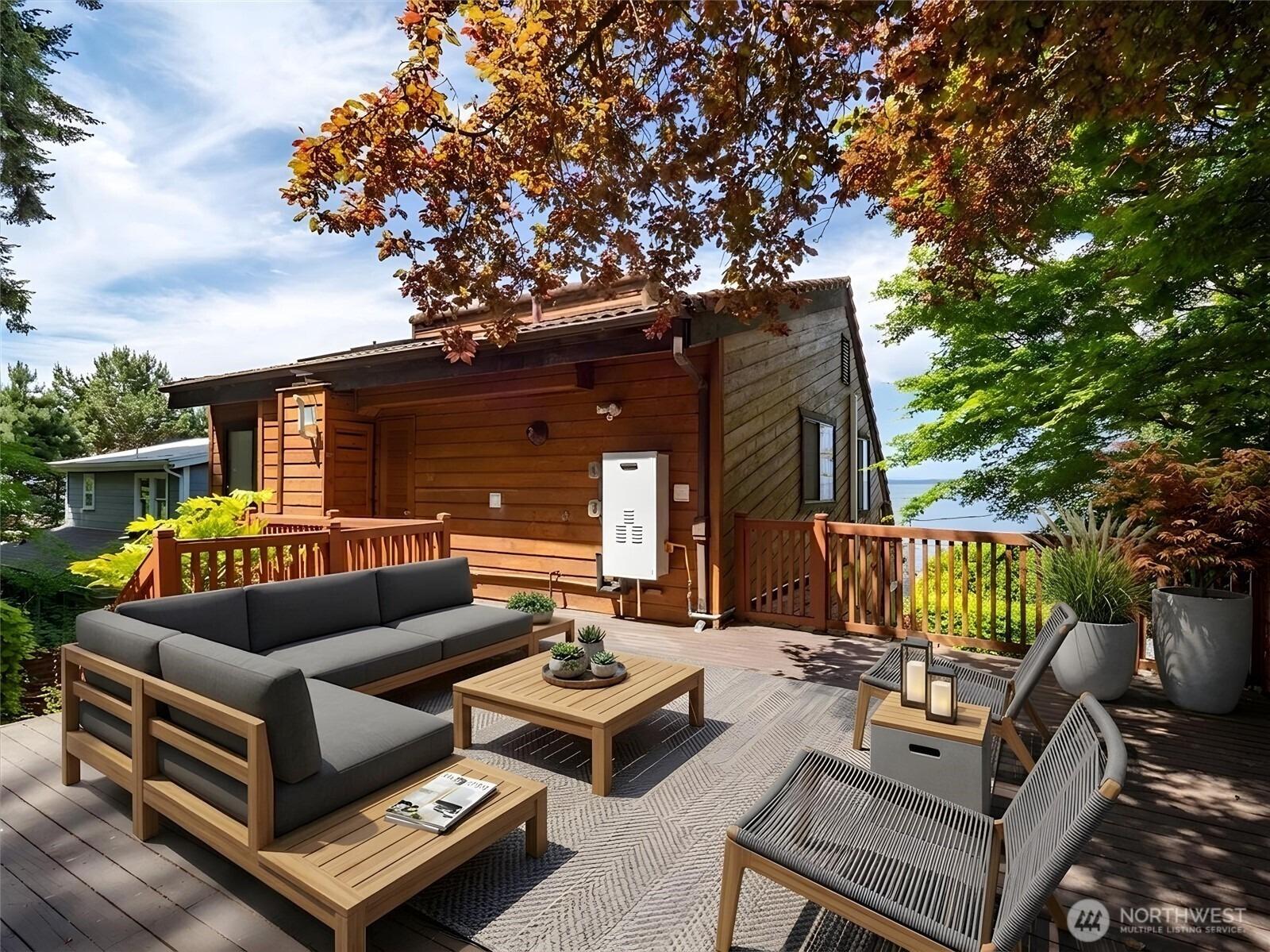 Hobart Ave Sw, Seattle, WA 98116