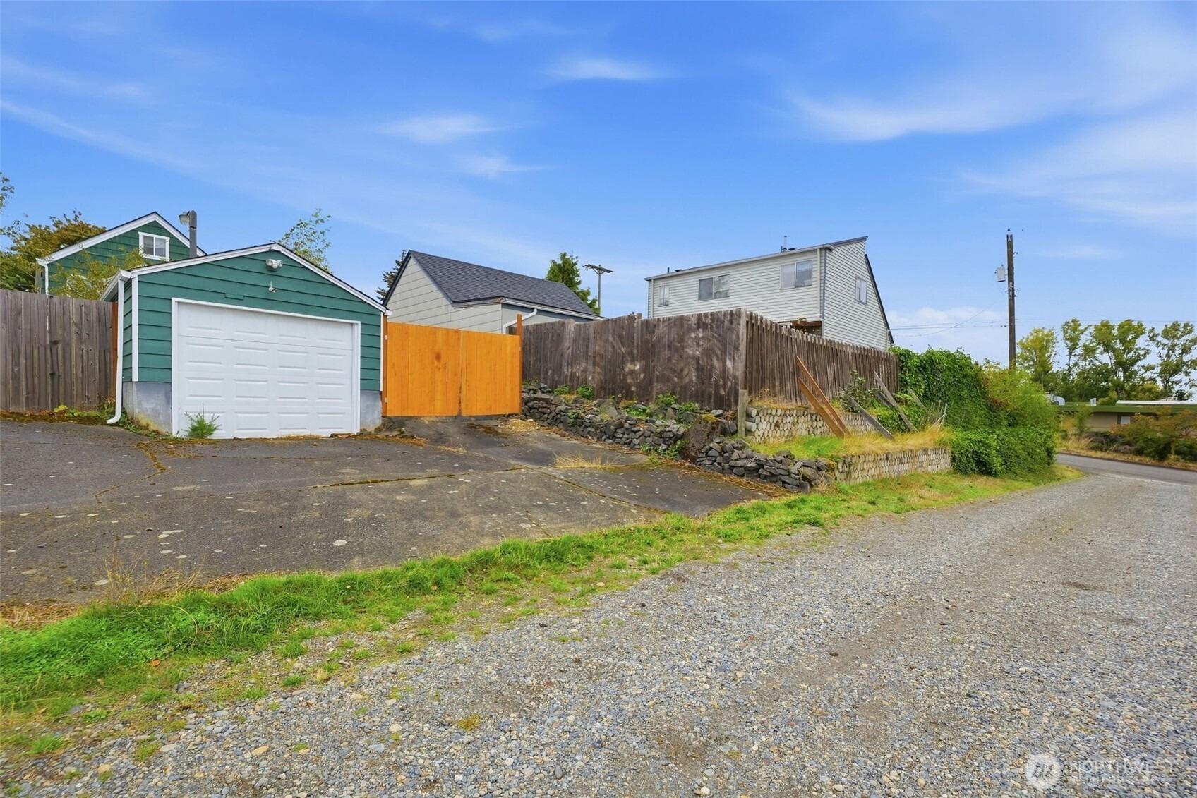 E B St, Tacoma, WA 98404