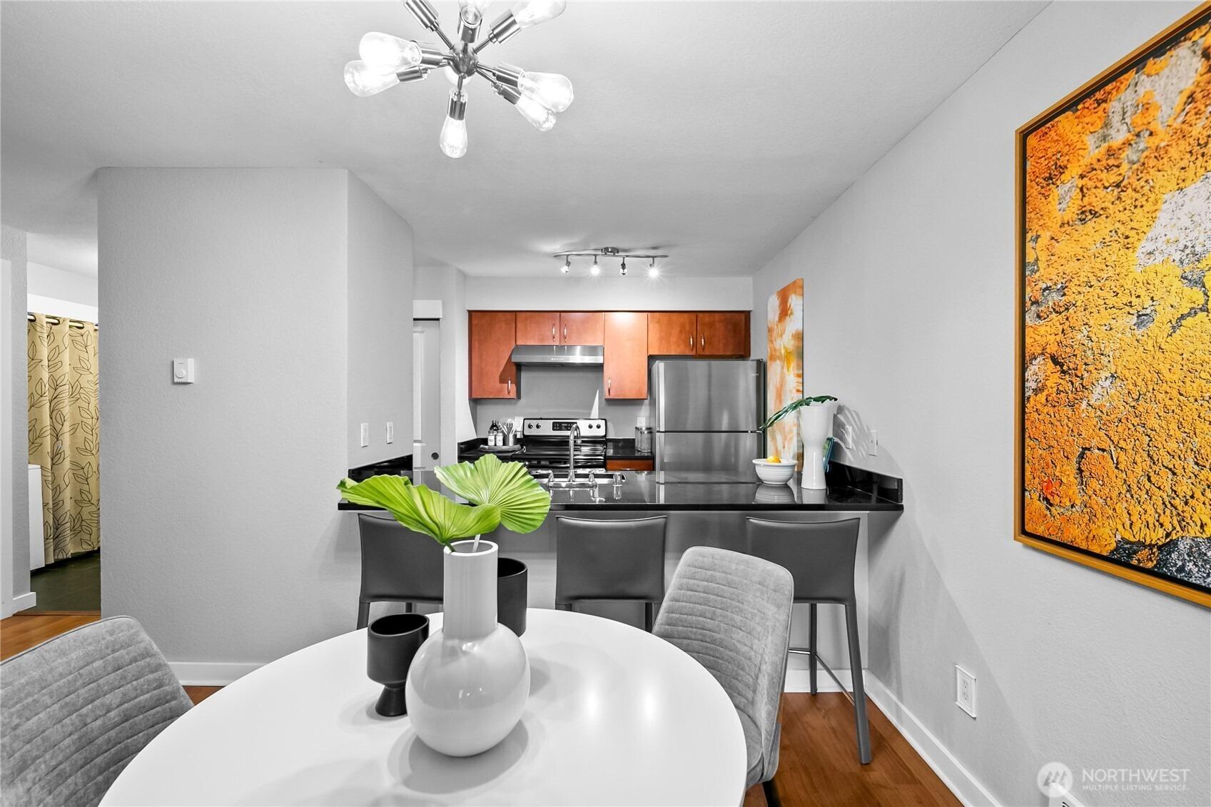 Ne 125th St, Seattle, WA 98125