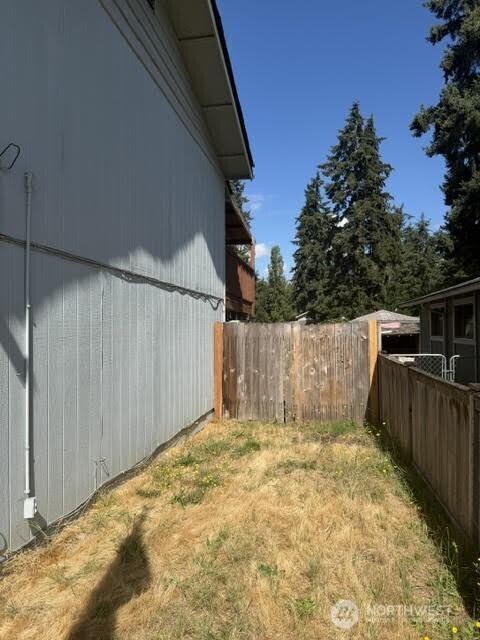 Sherwood Ct E, Tacoma, WA 98445