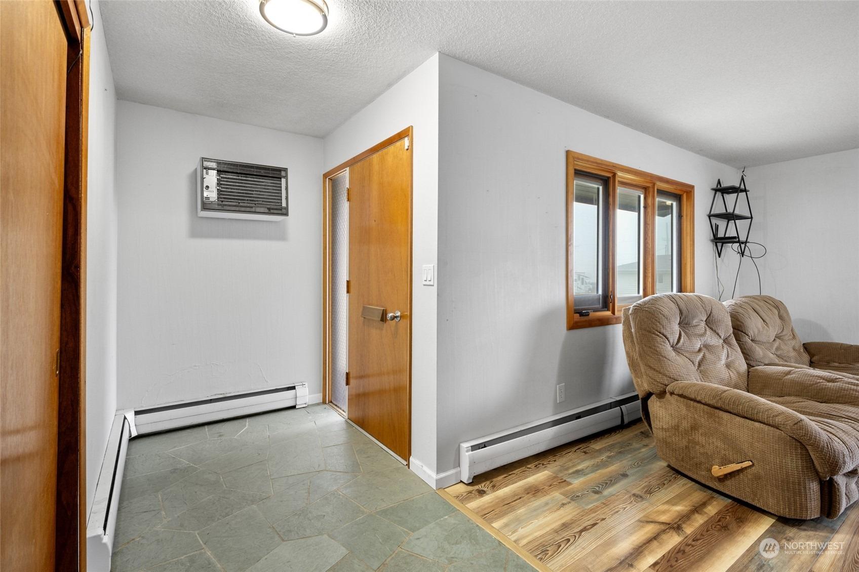 W 7th Ave, Ritzville, WA 99169