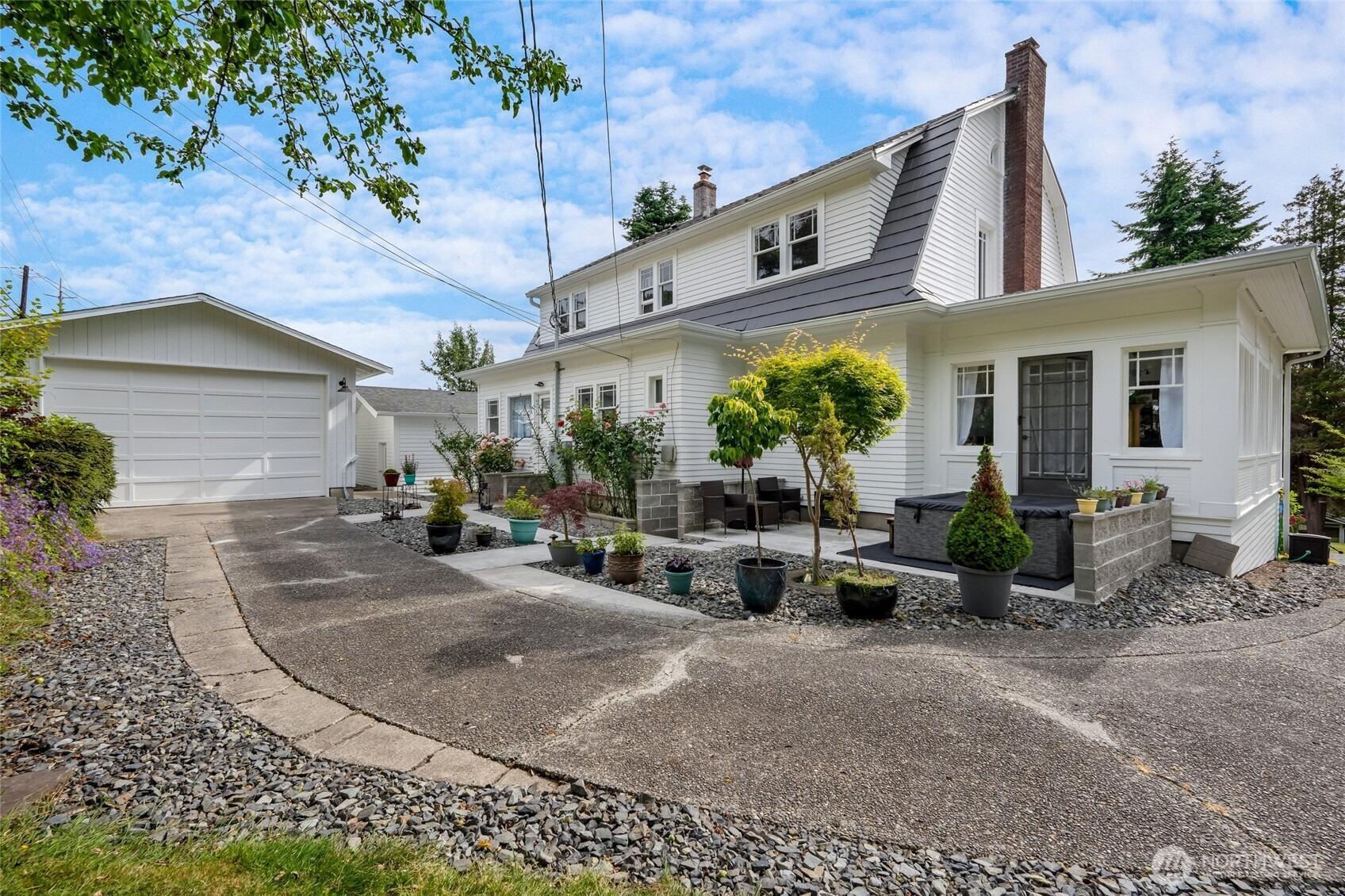 S 3rd Ave, Everett, WA 98203