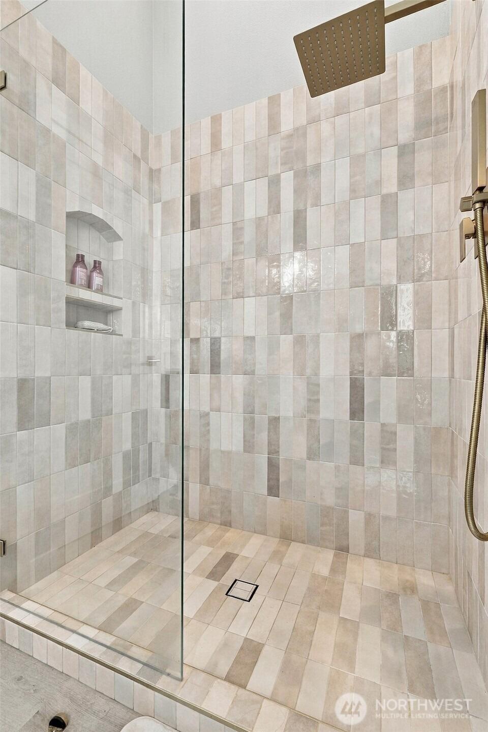 73rd Ave Ne, Kenmore, WA 98028