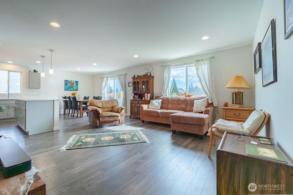 Page St, Port Angeles, WA 98362