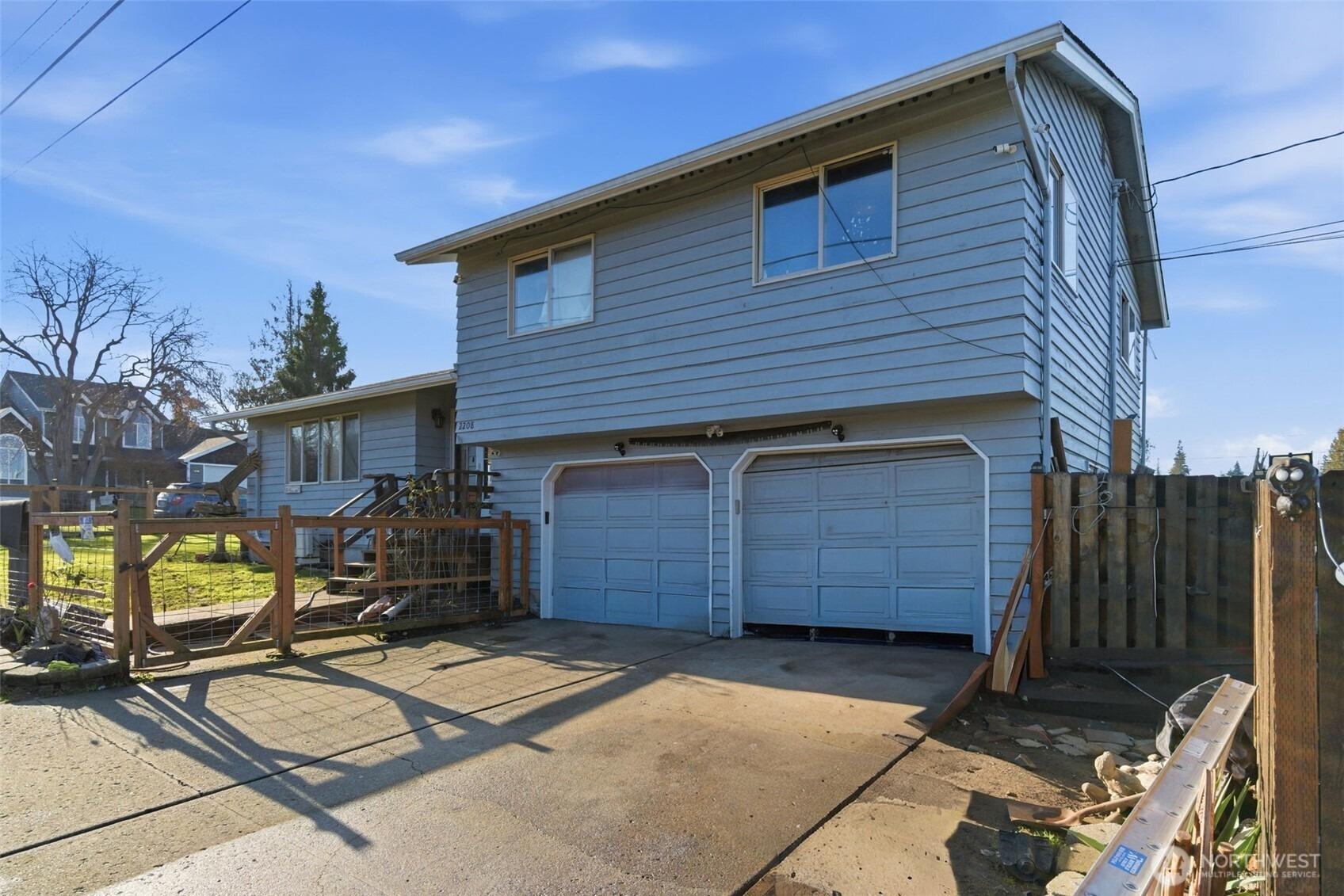 S Lincoln St, Port Angeles, WA 98362
