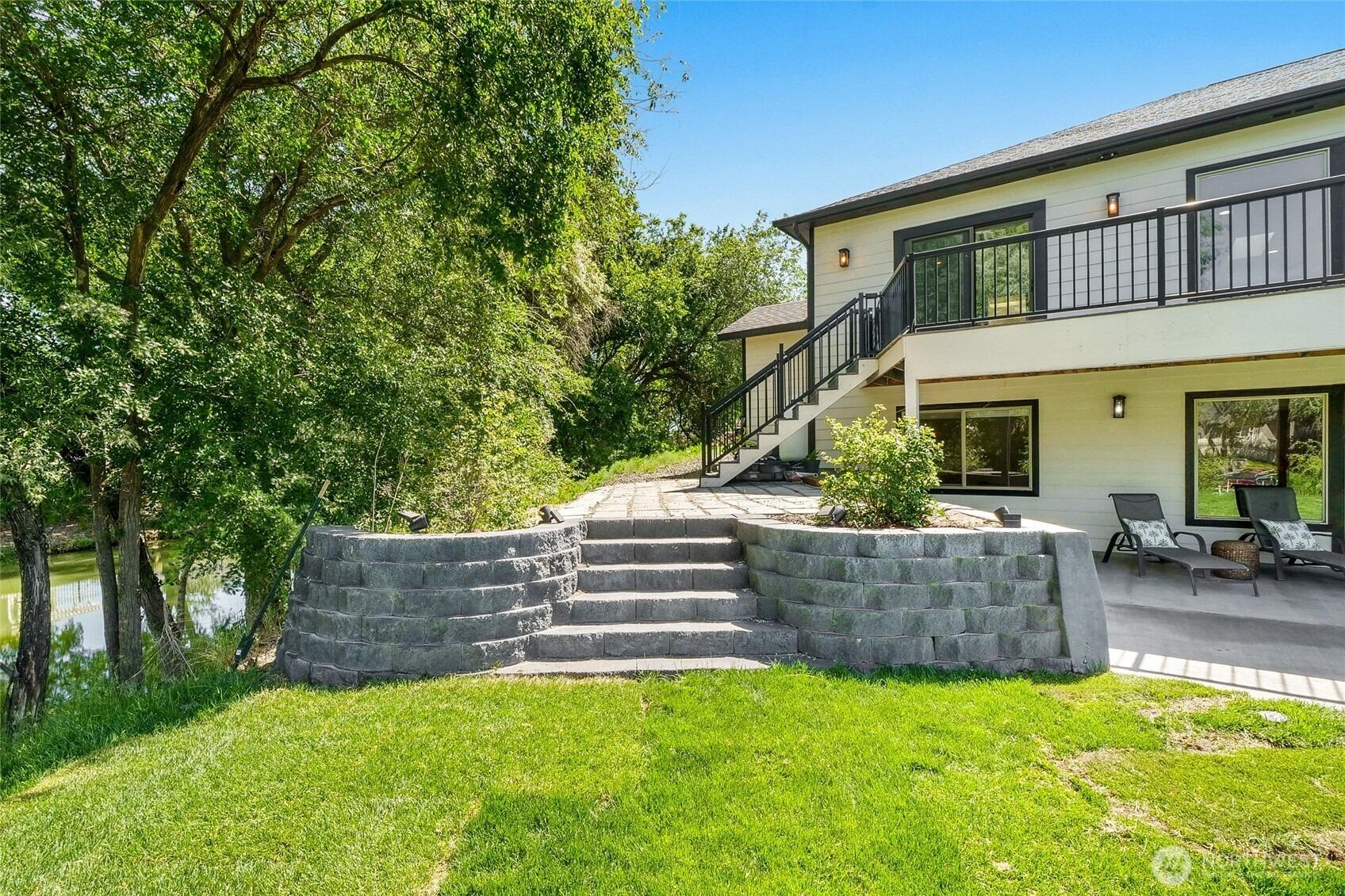 S Camas Pl, Moses Lake, WA 98837