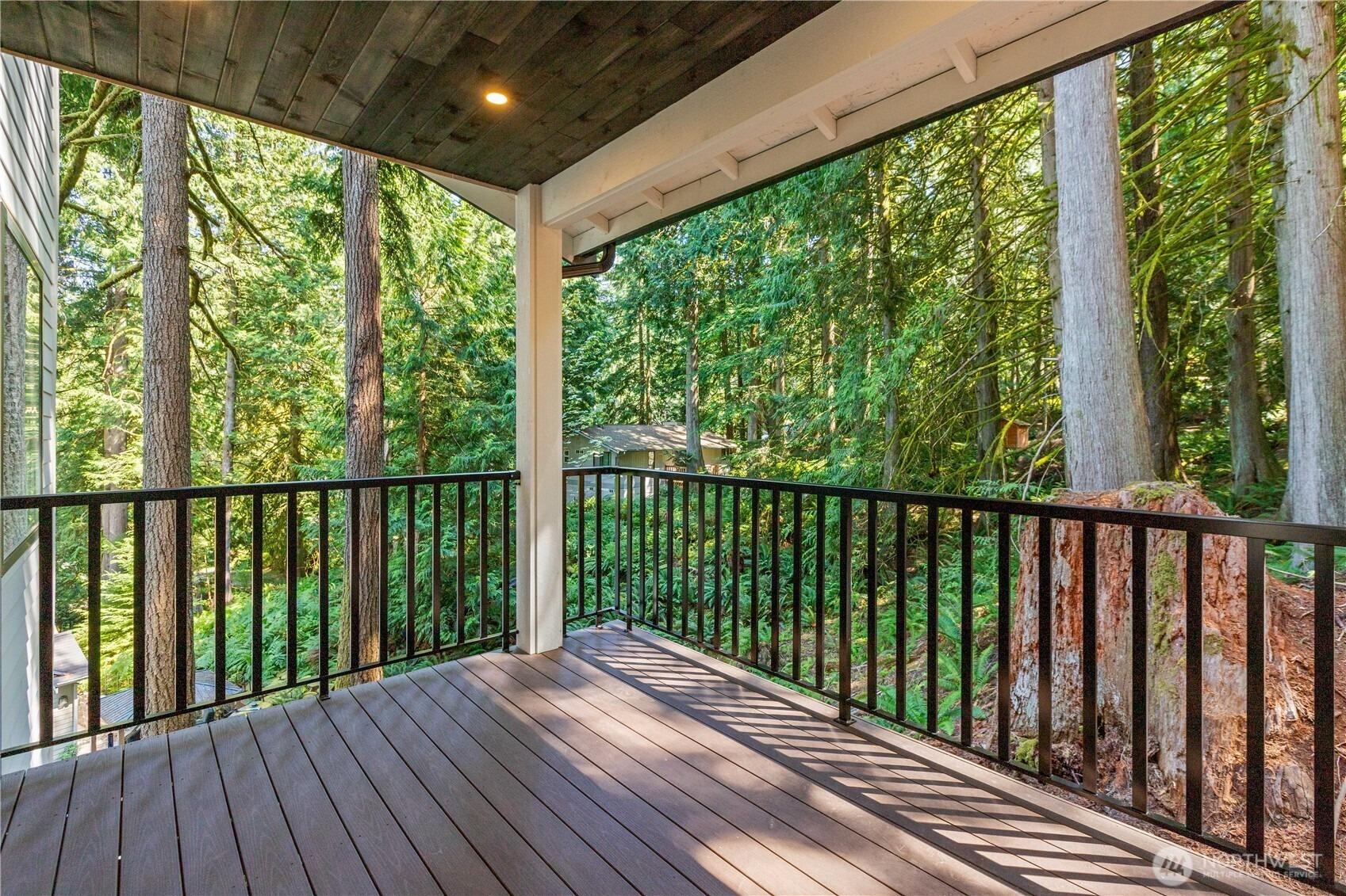 Maple Ct, Bellingham, WA 98229