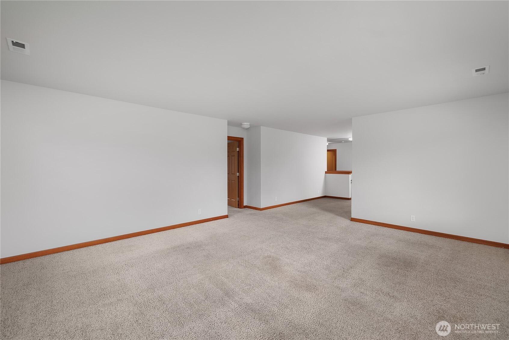 Emerald Ct Se, Rainier, WA 98576
