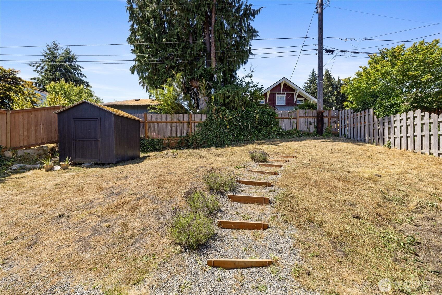 Contra Costa Ave, Fircrest, WA 98466
