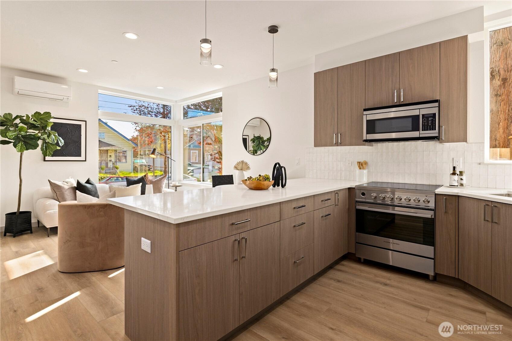 9th Ave Ne, Seattle, WA 98115