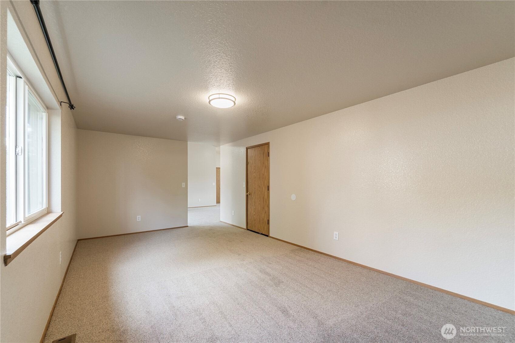 Scarlet Oaks Dr Se, Lacey, WA 98503