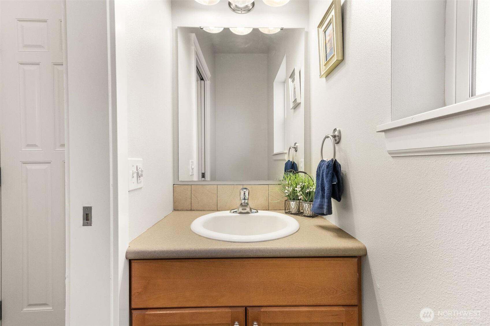 Balustrade Blvd Se, Lacey, WA 98513