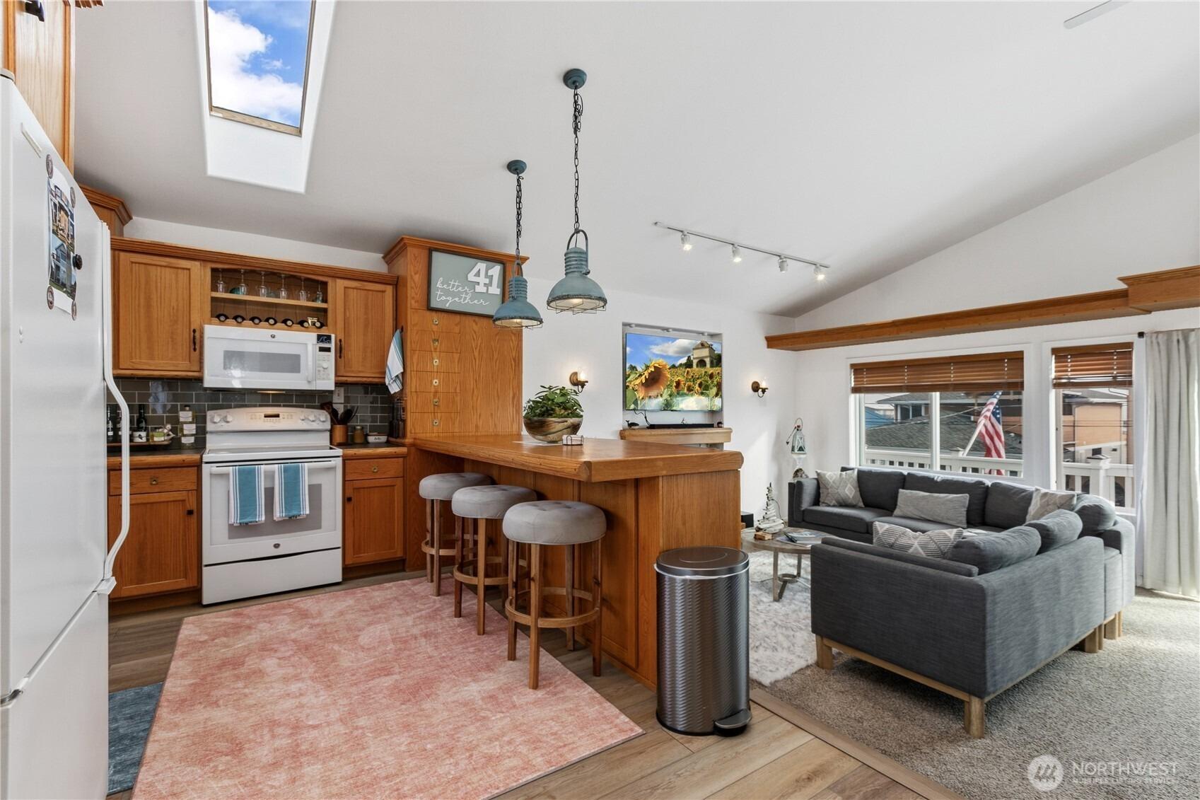 Matia Dr, Ferndale, WA 98248