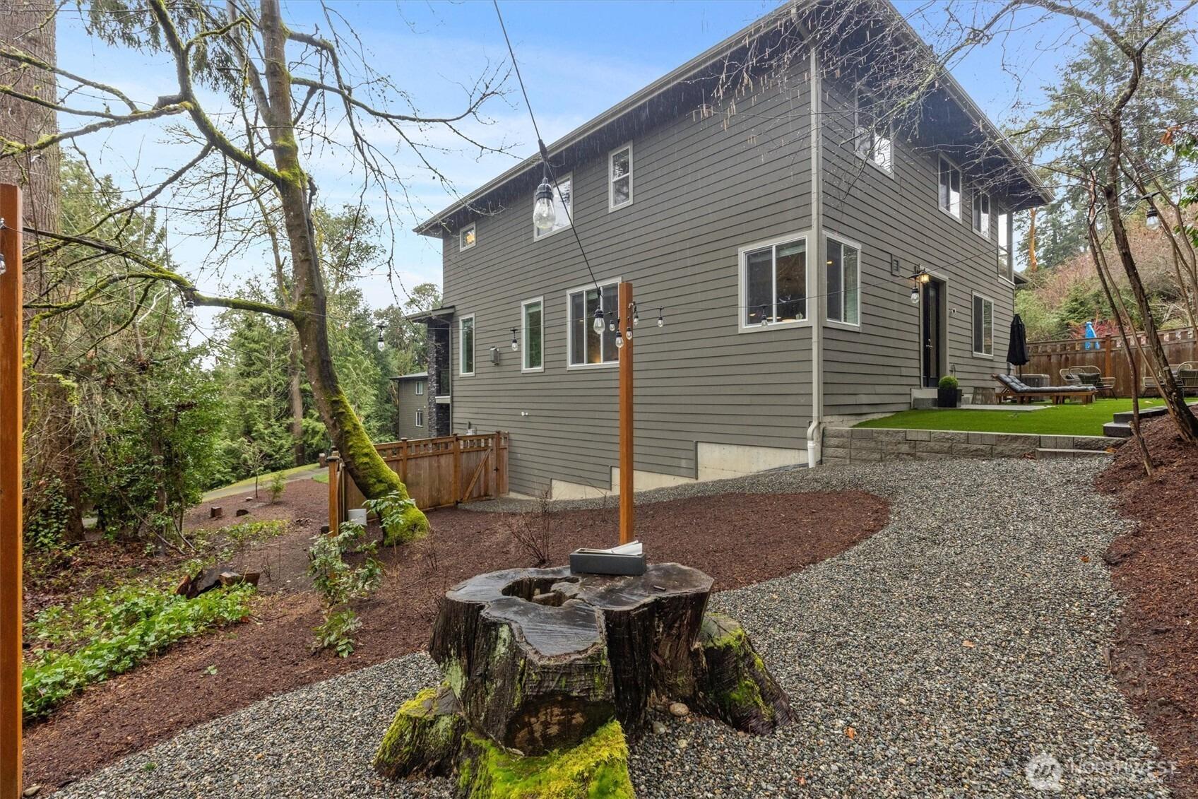Ne 118th Ct, Kirkland, WA 98034