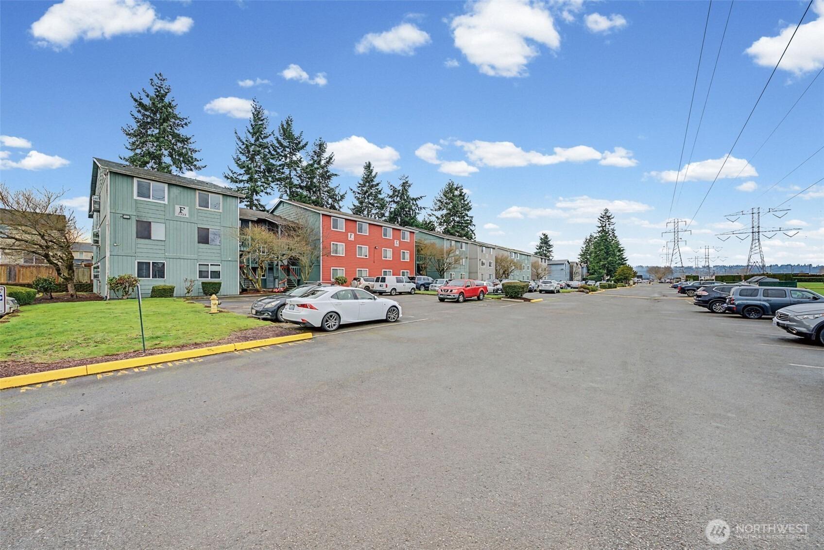 I St Ne, Auburn, WA 98002