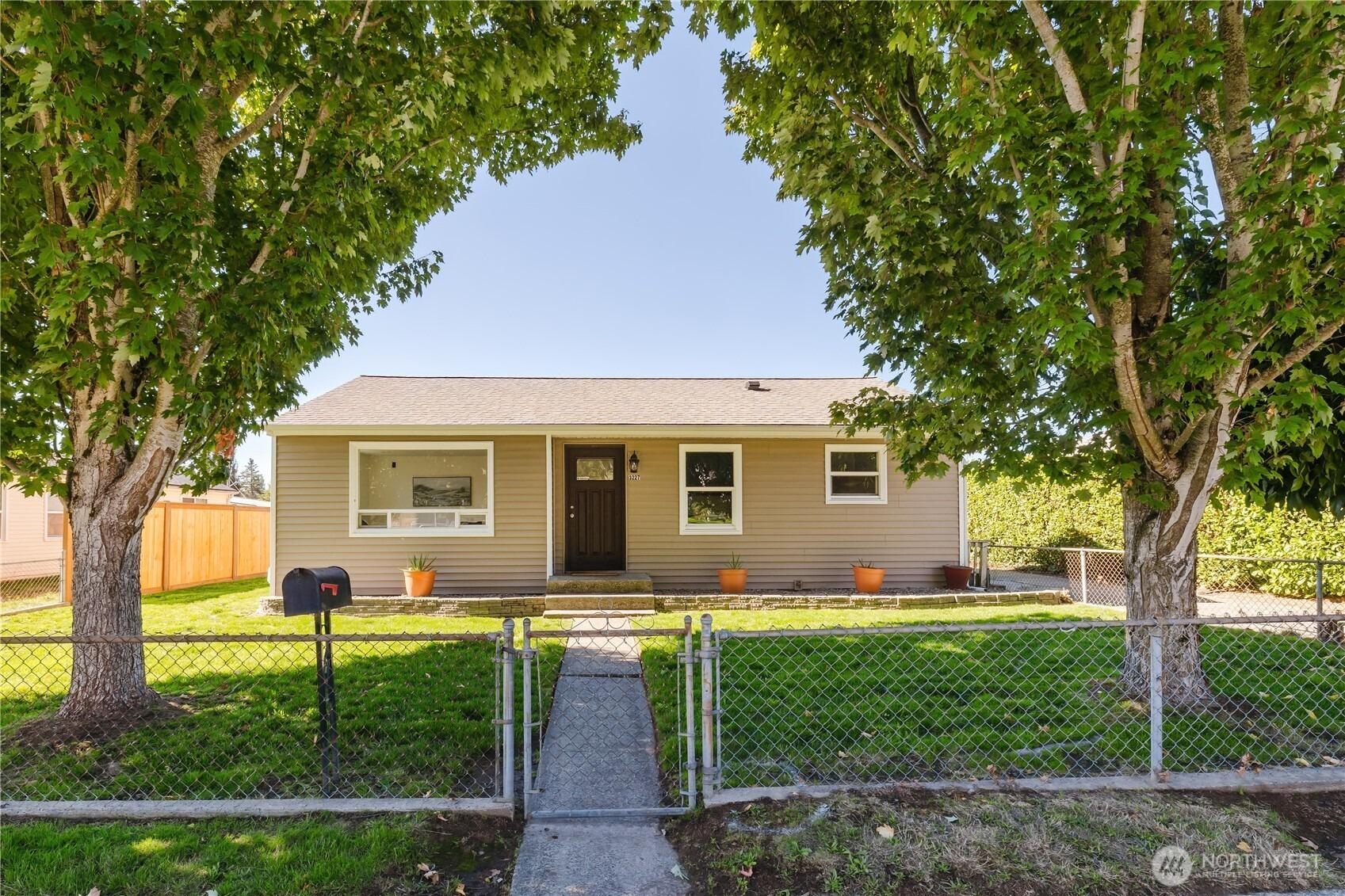 Solie Ave, Bremerton, WA 98310