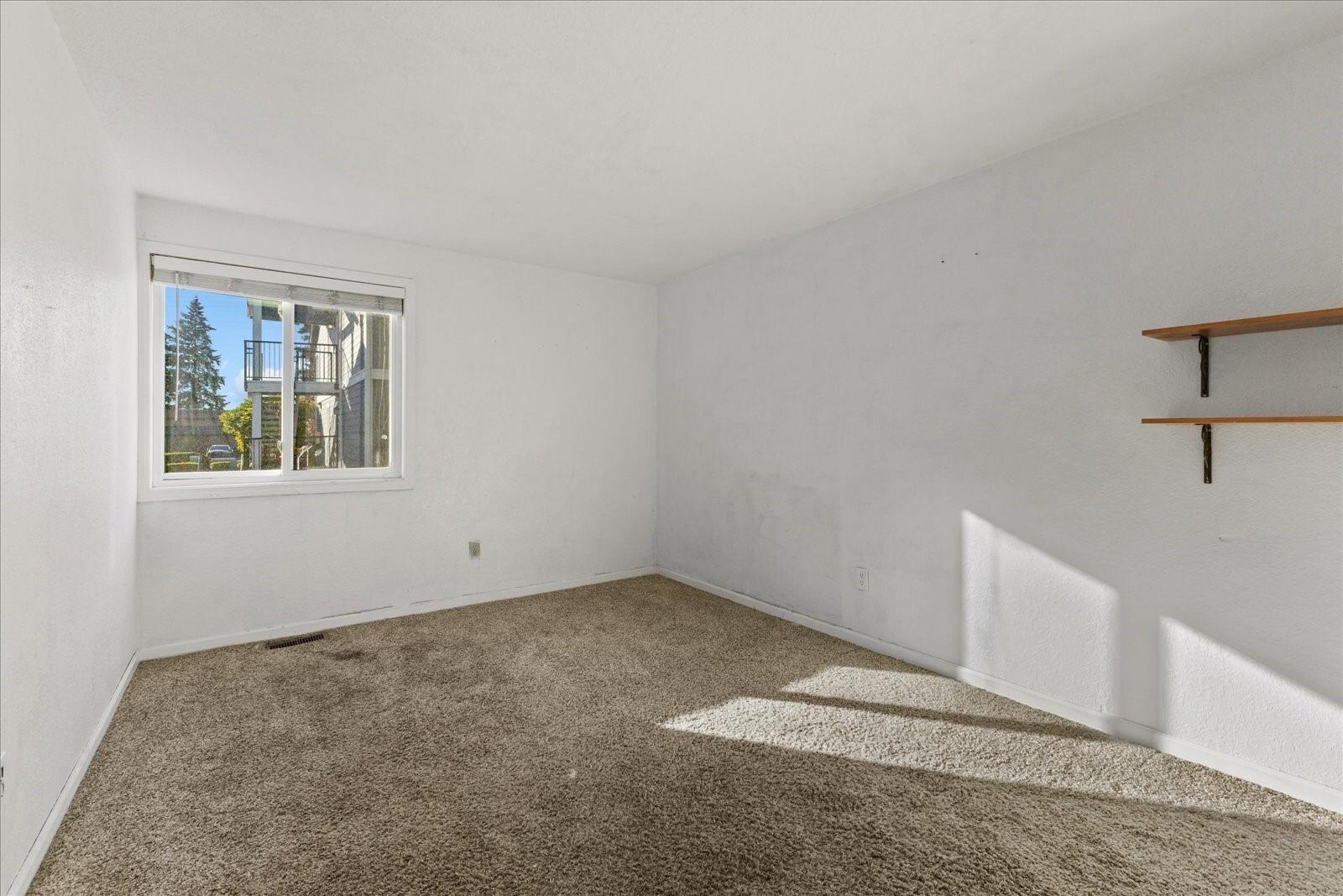 Se 32nd St, Bellevue, WA 98005