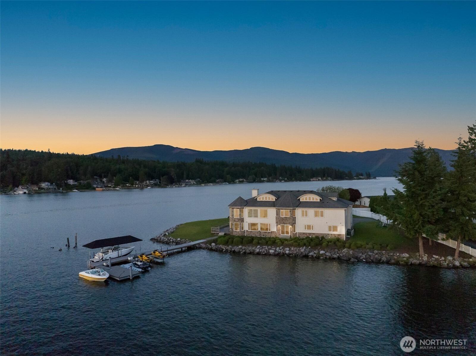 Fairview St, Bellingham, WA 98229
