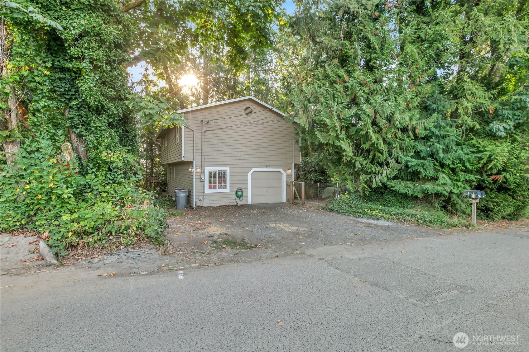 5th Ave Ne, Suquamish, WA 98392