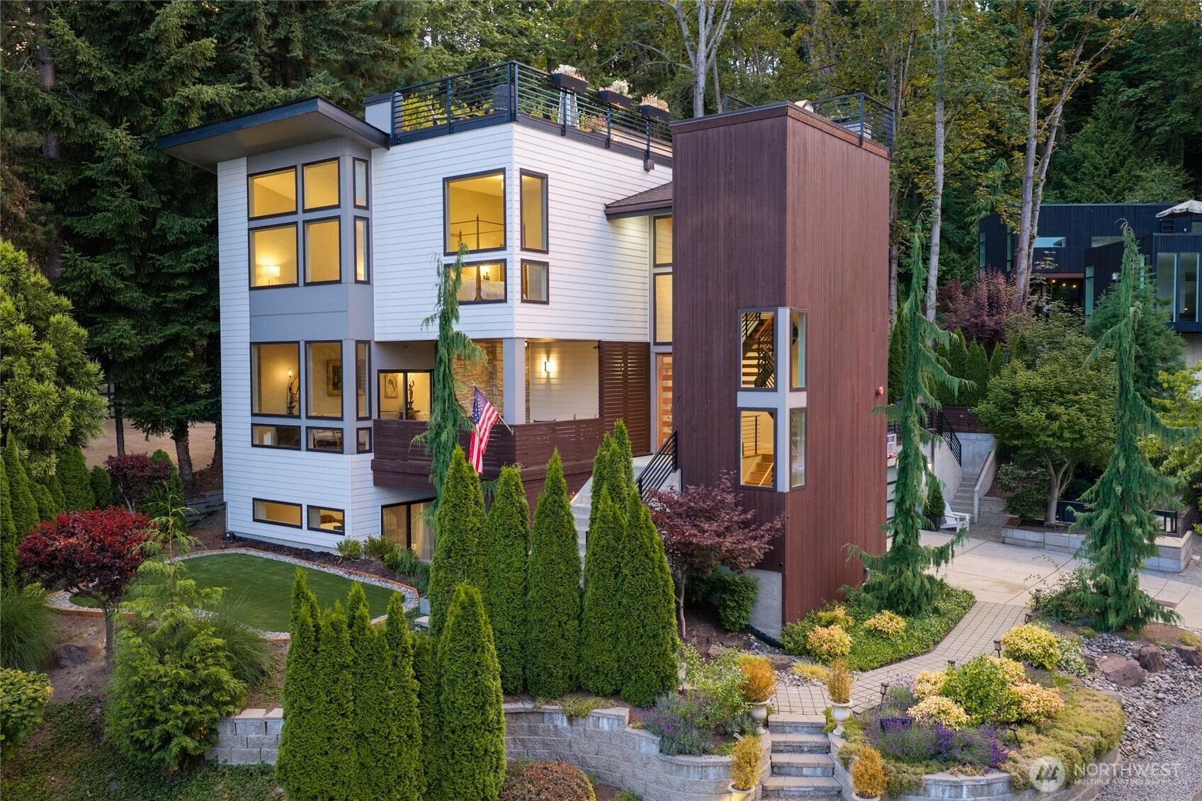 E Mercer Way, Mercer Island, WA 98040