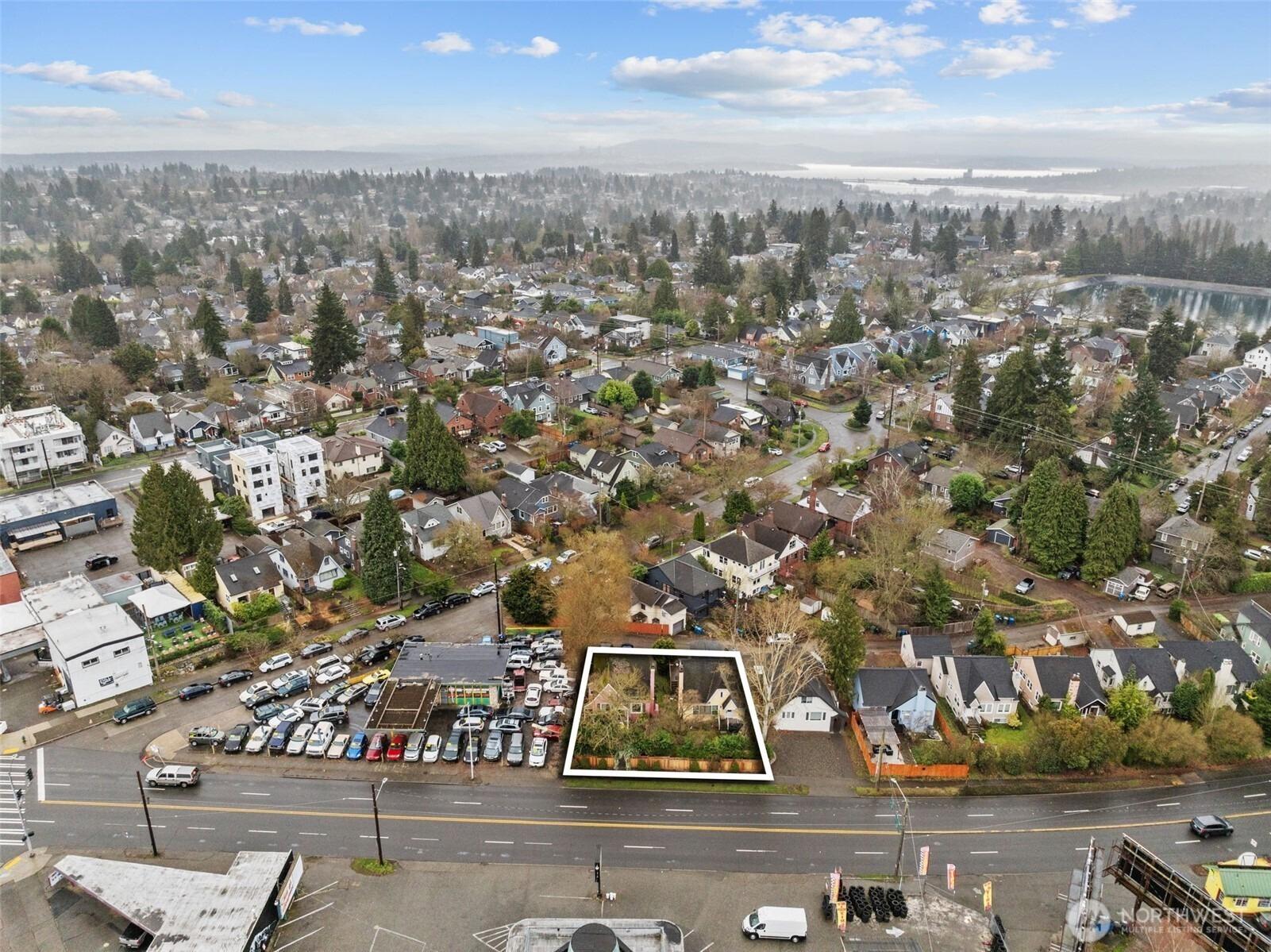 Lake City Way Ne, Seattle, WA 98115
