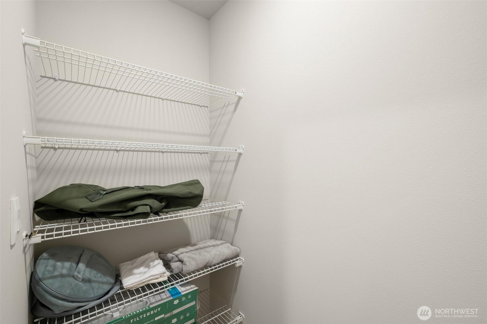 Ne Cabot Ln, Bremerton, WA 98311
