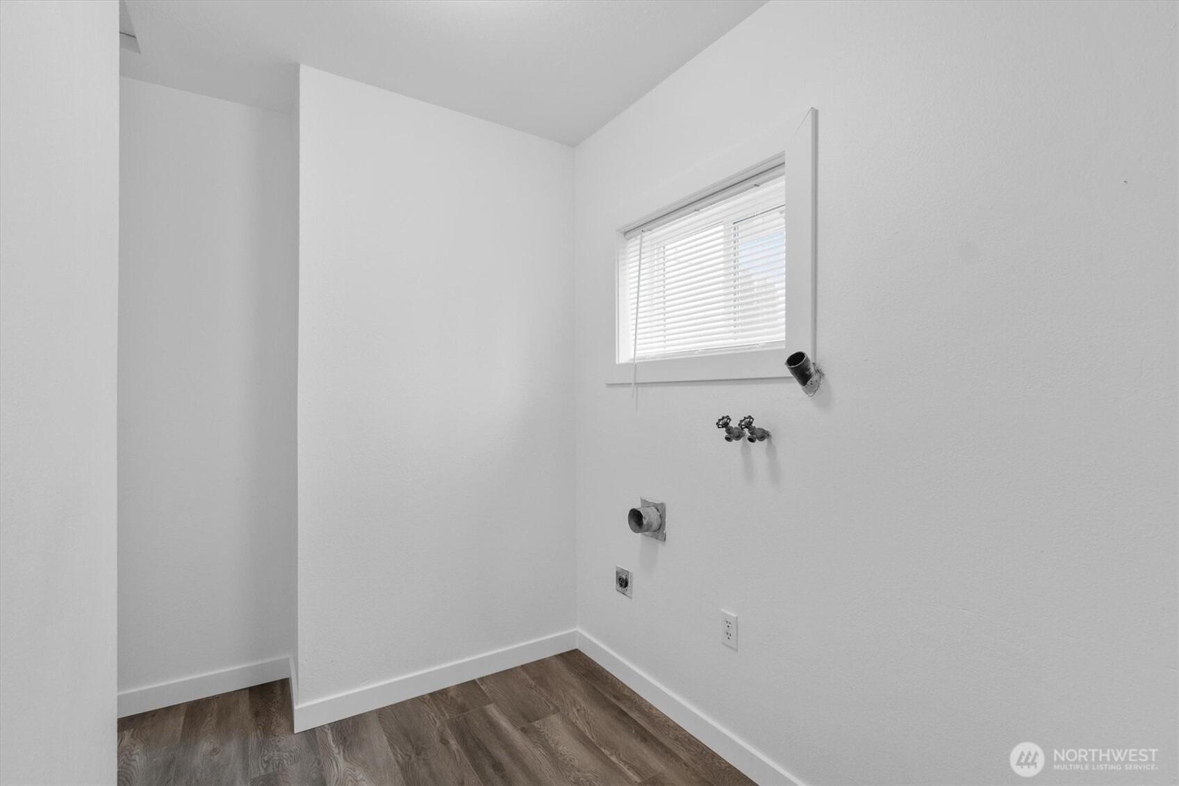 S 7th Ave, Kelso, WA 98626