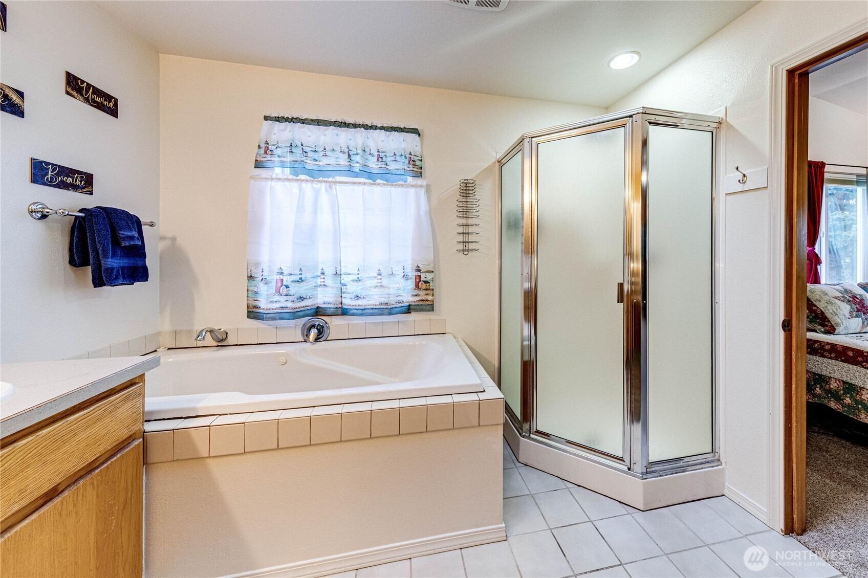 Ross Ln, Port Angeles, WA 98363