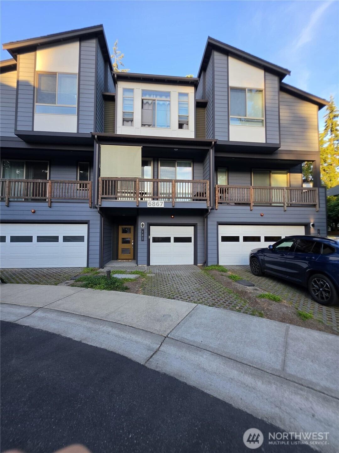 Ne 170th St, Kenmore, WA 98028