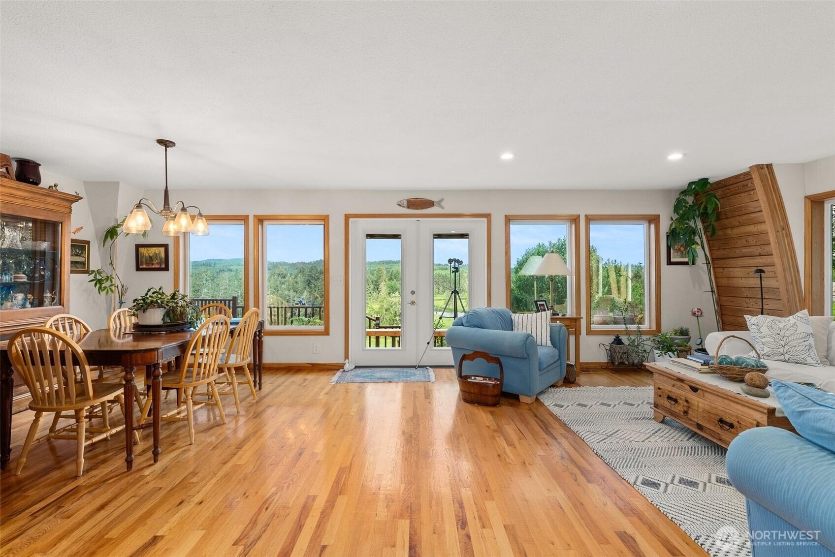 Bloomhardt Rd, Raymond, WA 98577
