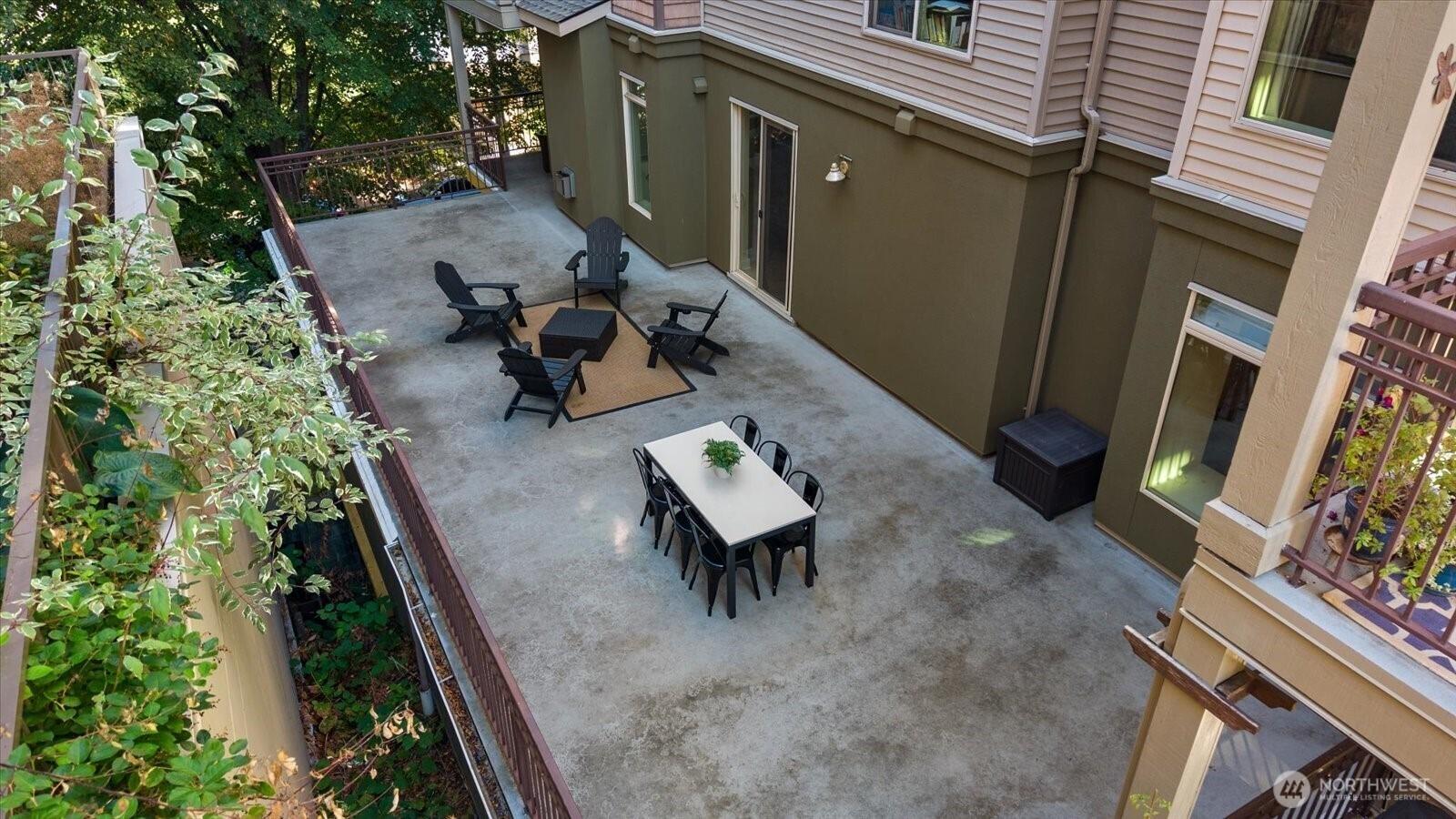 California Ave Sw, Seattle, WA 98136