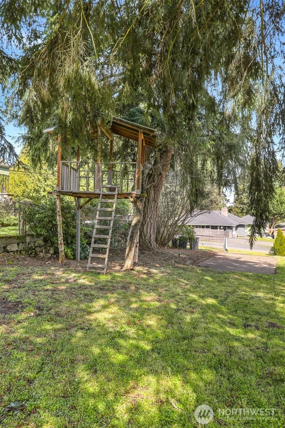 S 116th St, Seattle, WA 98168